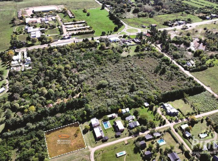 Terreno · 1996m²