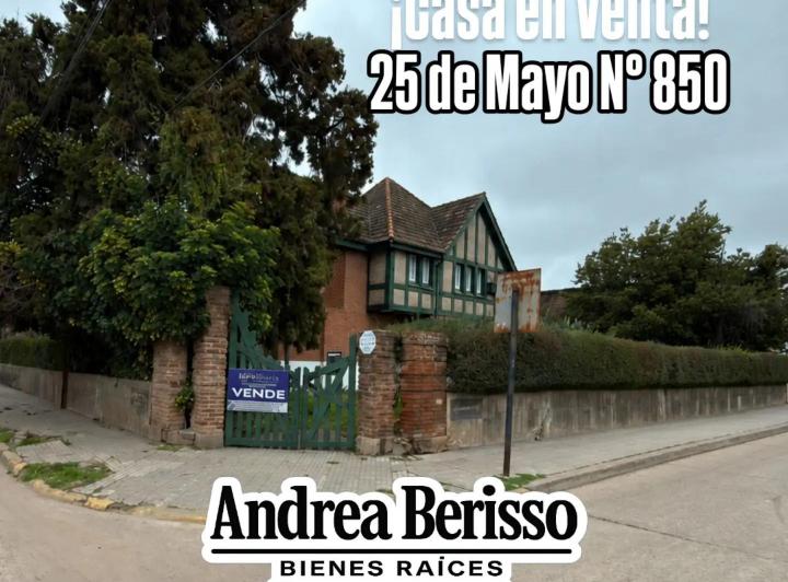 Casa · 190m² · 8 Ambientes