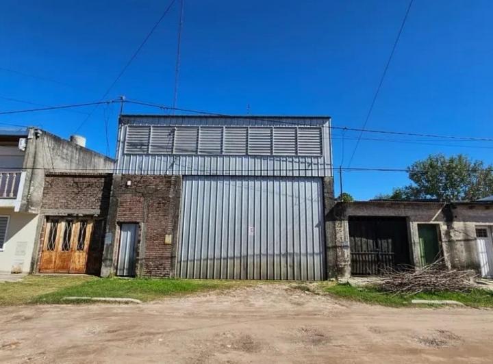 Bodega-Galpón · 140m²