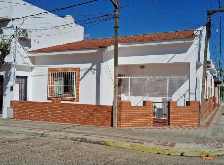 Casa · 130m² · 5 Ambientes · 1 Cochera