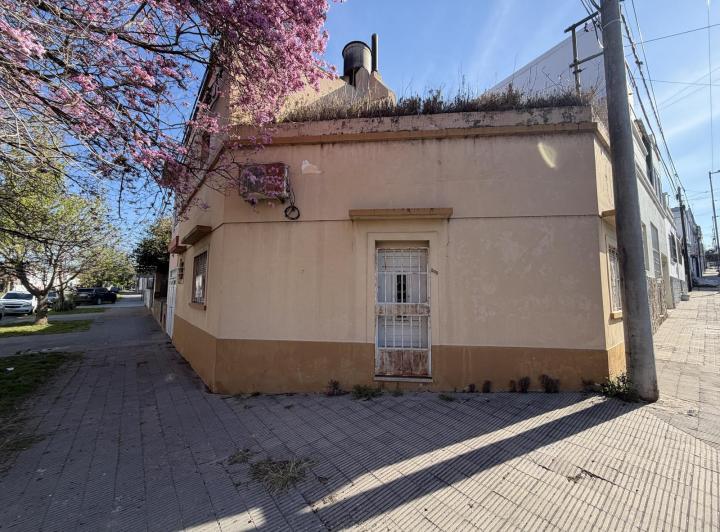 Casa · 120m² · 6 Ambientes