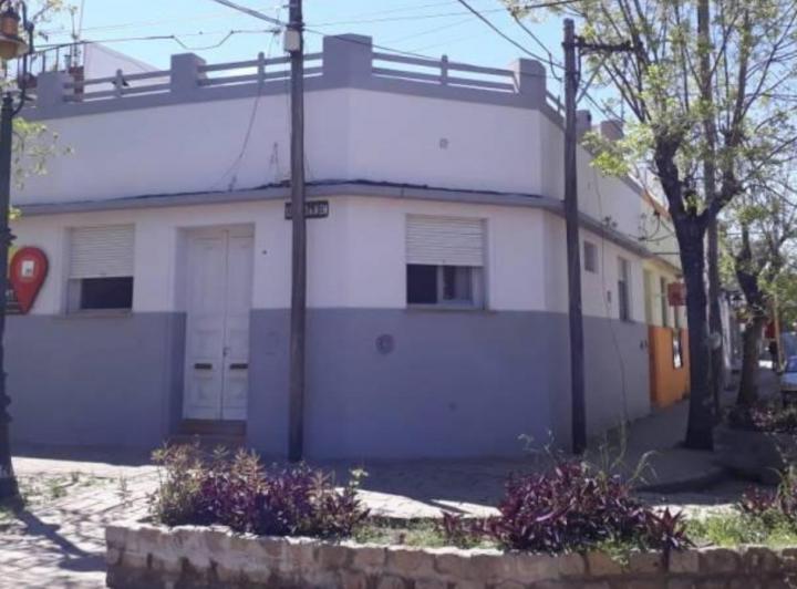 Casa · 440m² · 8 Ambientes
