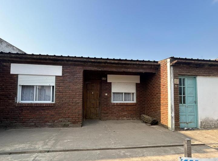 Casa · 110m² · 4 Ambientes · 1 Cochera
