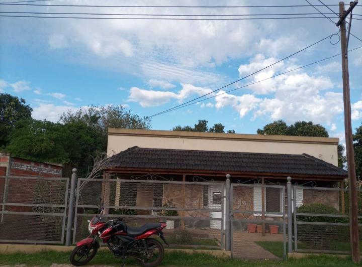 Casa · 145m² · 2 Dormitorios · 1 Cochera