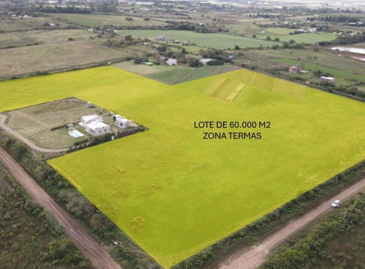 Terreno · 60000m²