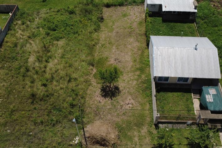 Terreno · 300m²