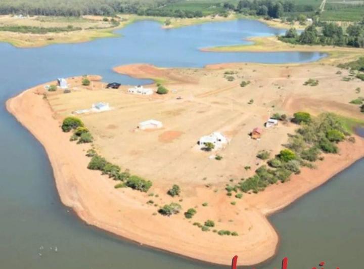 Terreno · 2200m²