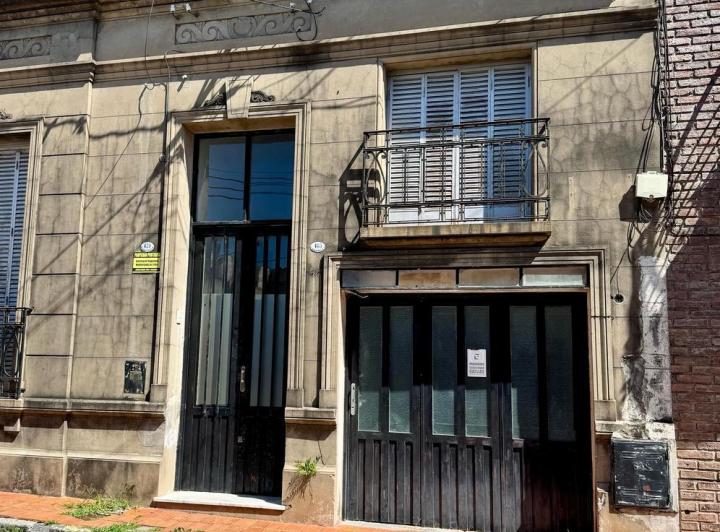 Casa · 170m² · 4 Ambientes · 1 Cochera