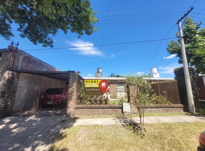 Casa · 81m² · 5 Ambientes · 1 Cochera