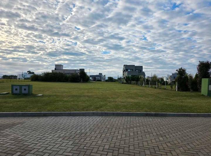 Terreno · 480m²