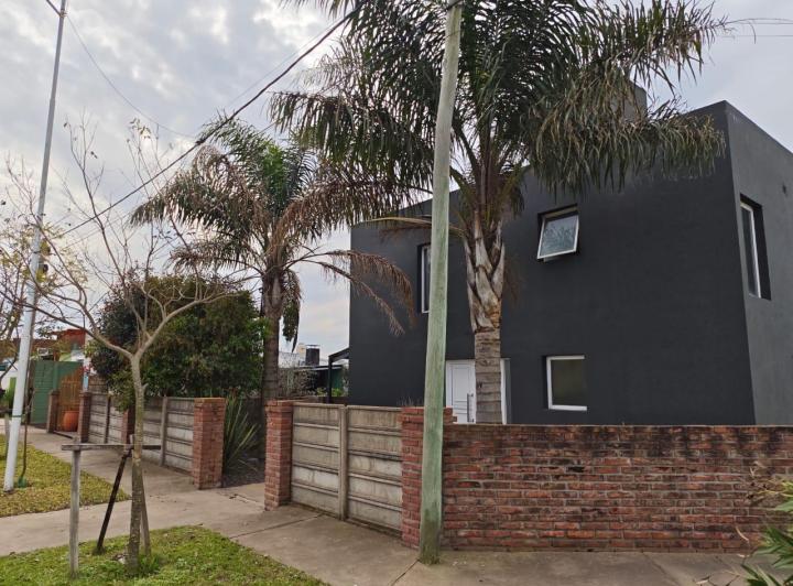 Casa · 144m² · 5 Ambientes · 1 Cochera