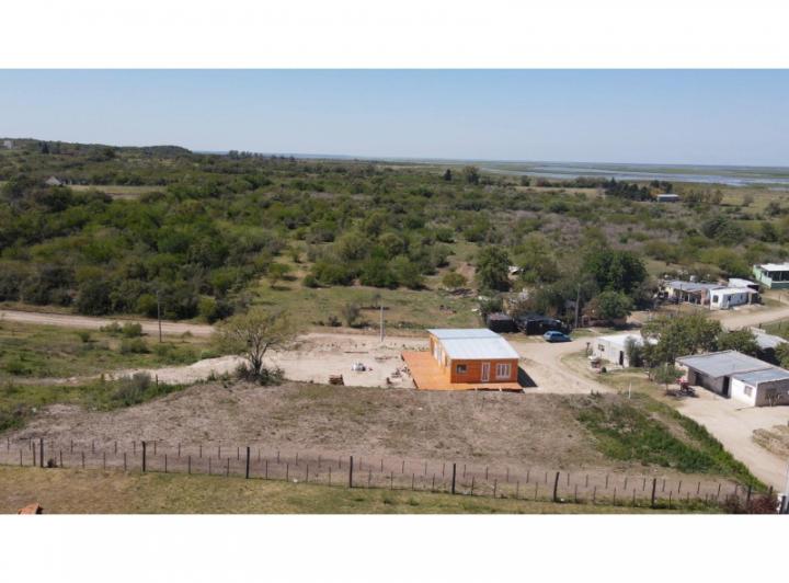 Terreno · 823m²