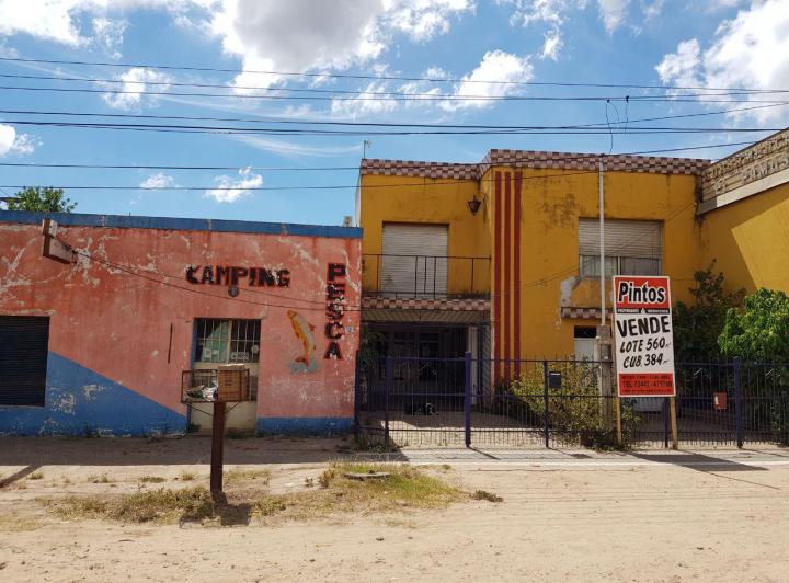 Casa · 384m² · 5 Dormitorios