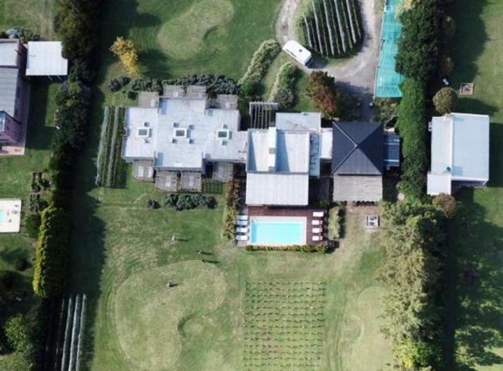 Hotel · 610m²