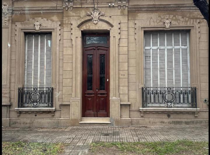 Casa · 236m² · 7 Ambientes