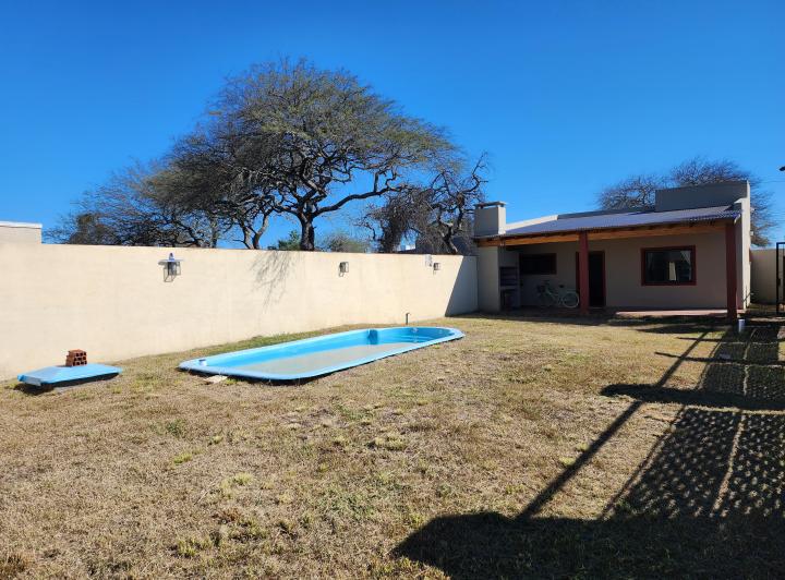 Casa · 75m² · 2 Ambientes · 1 Cochera