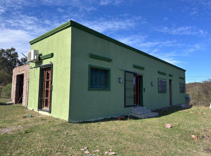 Casa · 100m² · 7 Ambientes