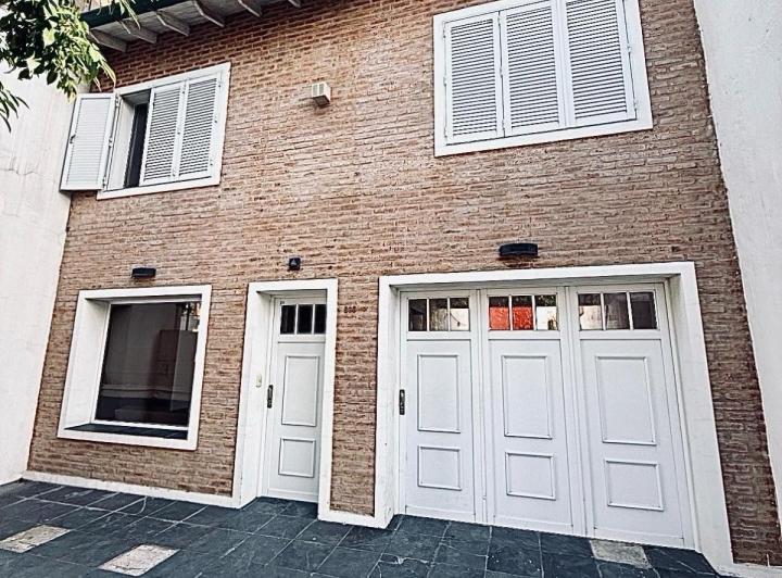 Casa · 153m² · 5 Ambientes · 1 Cochera