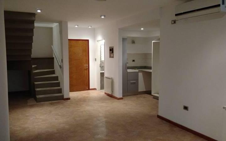 Departamento · 90m² · 2 Ambientes · 1 Cochera