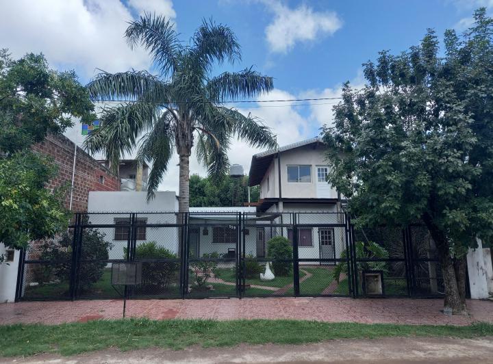 Casa · 120m² · 7 Ambientes · 2 Cocheras