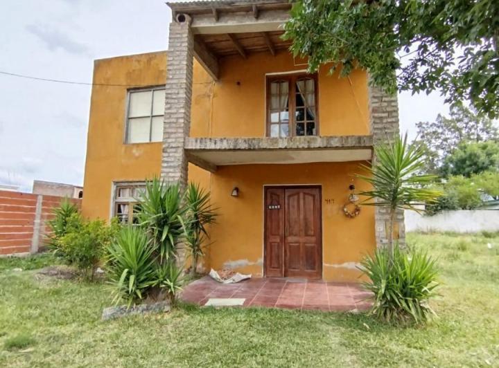 Casa · 350m² · 4 Ambientes