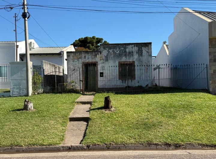 Terreno · 385m²