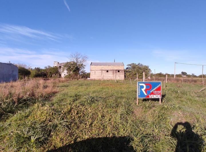 Terreno · 300m²