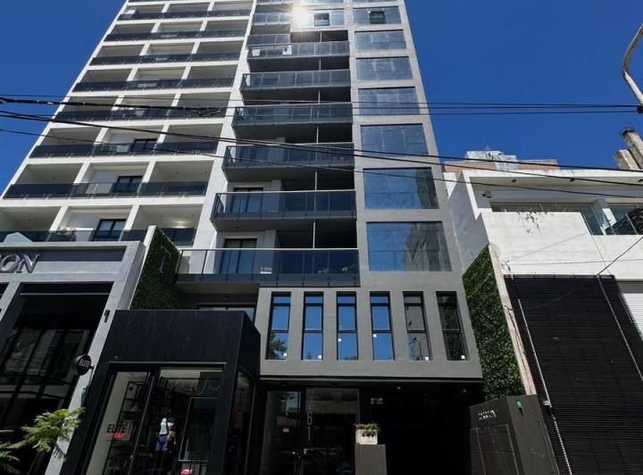 Departamento · 210m² · 8 Ambientes