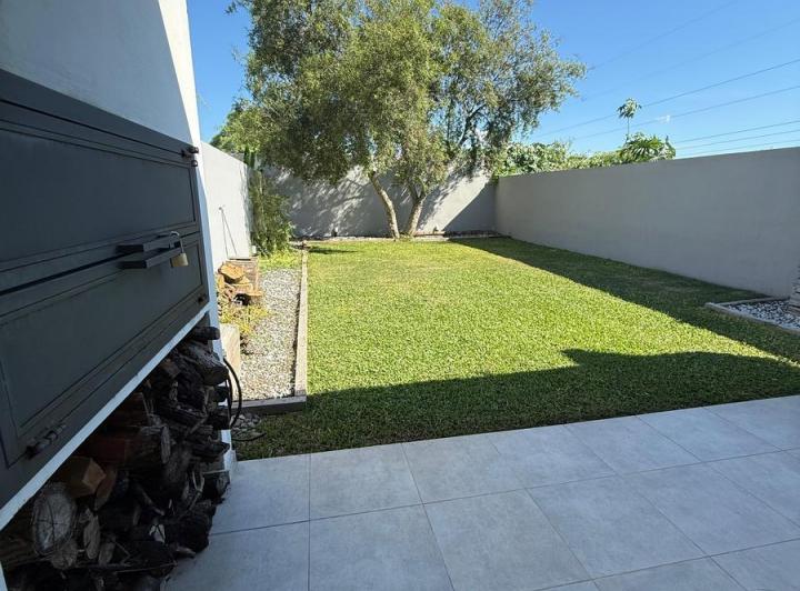 Casa · 85m² · 7 Ambientes · 1 Cochera