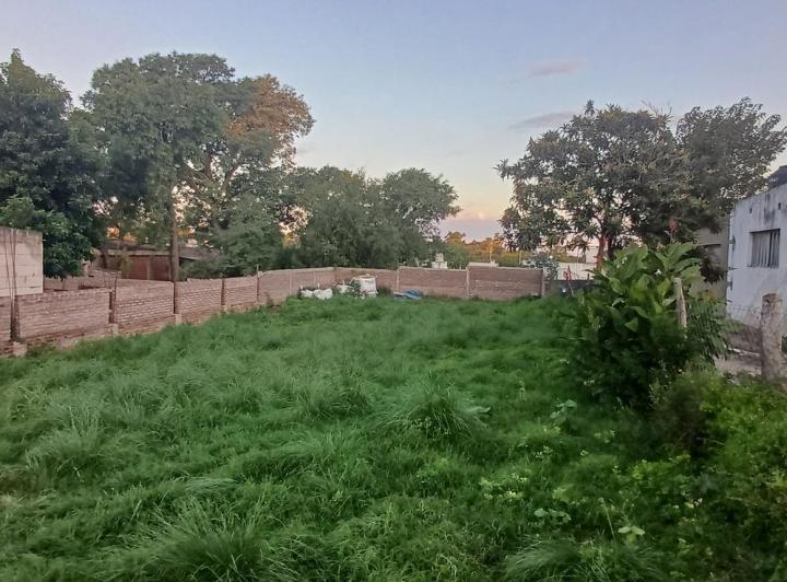 Terreno · 375m²
