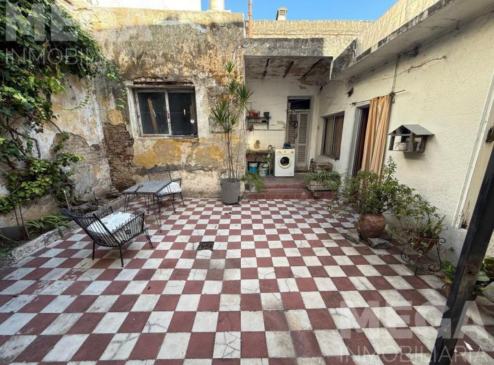 Casa · 197m² · 5 Ambientes · 1 Cochera