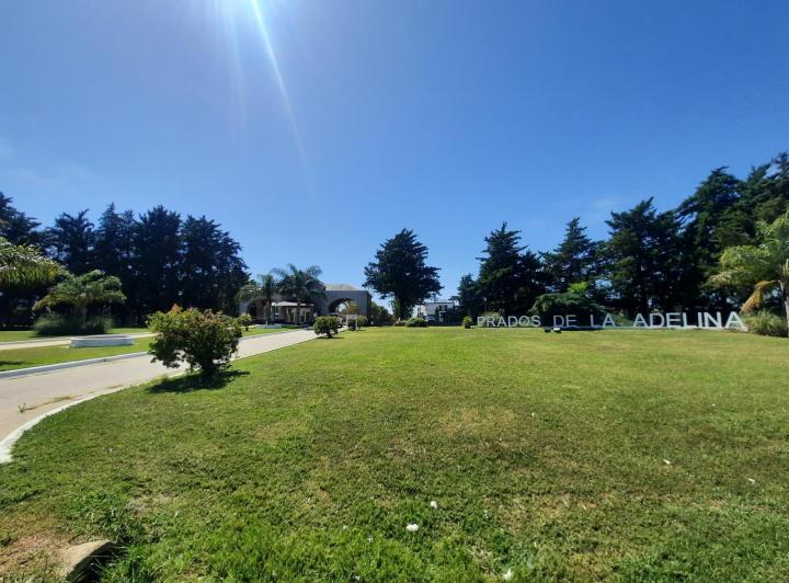 Terreno · 1627m²