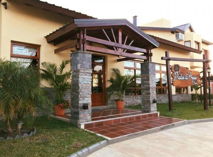Hotel · 950m²