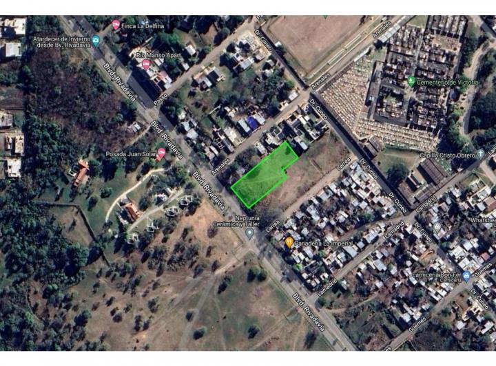 Terreno · 2300m²