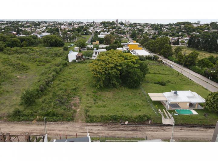 Terreno · 1008m²