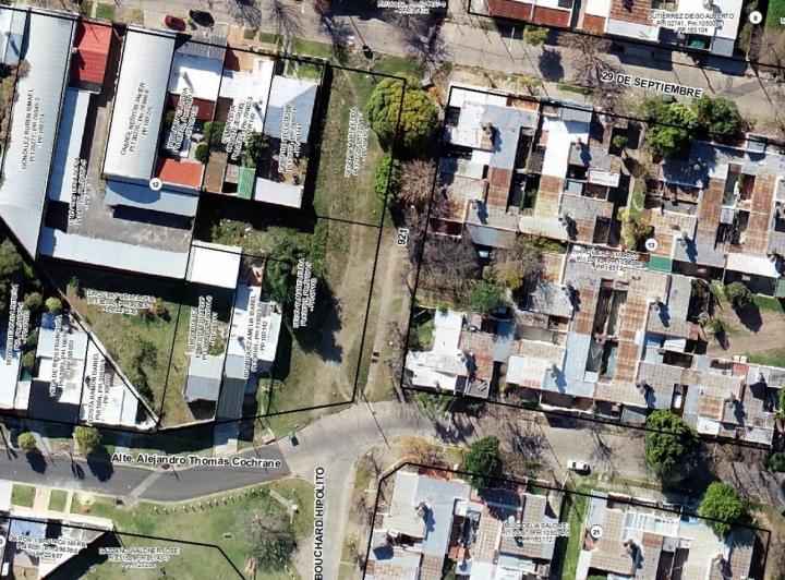 Terreno · 300m²