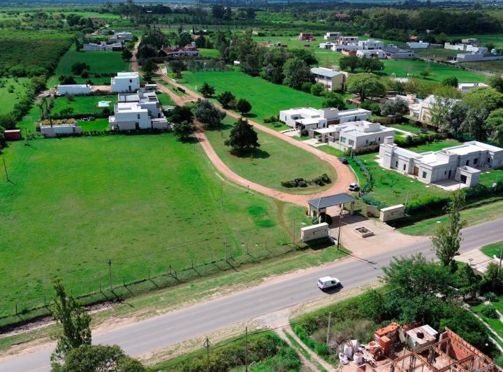 Terreno · 990m²
