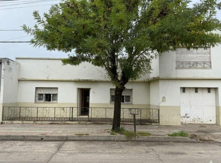 Casa · 199m² · 4 Ambientes · 1 Cochera