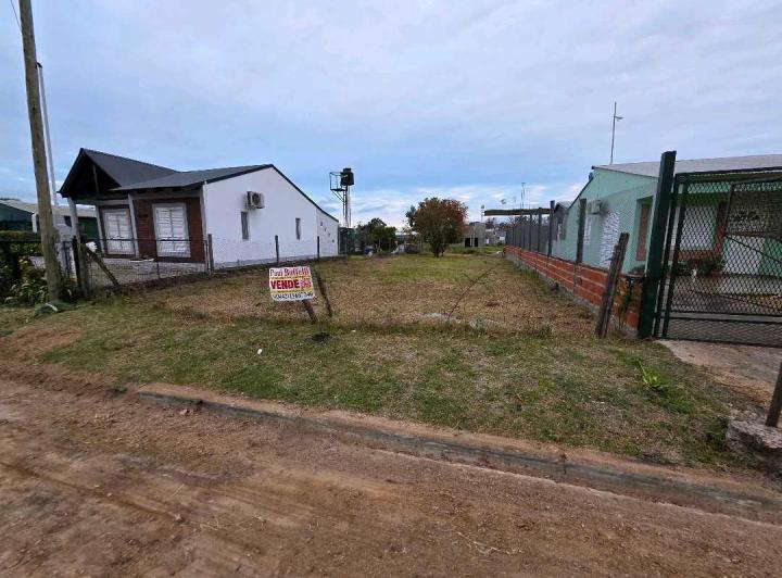 Terreno · 383m²