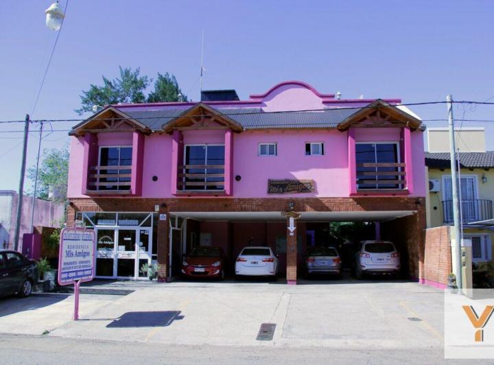 Hotel · 703m² · 21 Ambientes