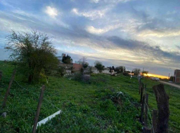 Terreno · 450m²