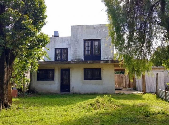 Casa · 111m² · 5 Ambientes · 1 Cochera