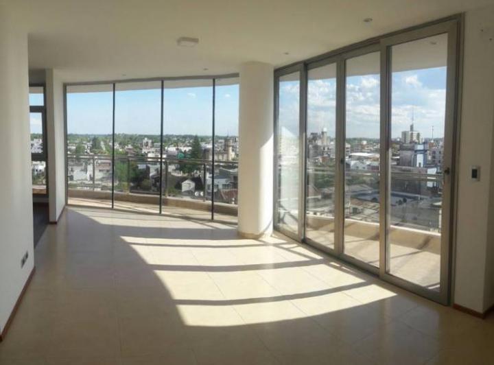 Departamento · 142m² · 4 Ambientes · 1 Cochera