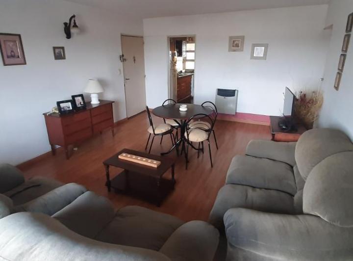 Departamento · 83m² · 5 Ambientes