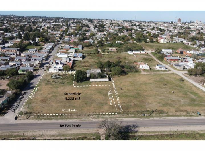 Terreno · 4228m²