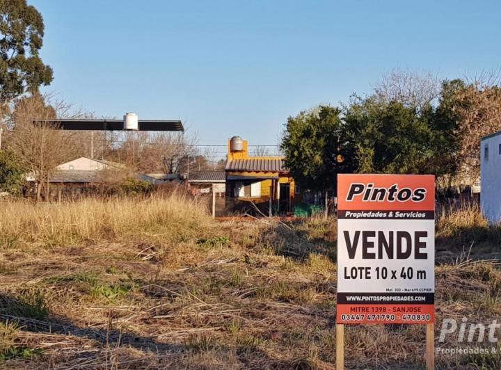 Terreno · 400m²