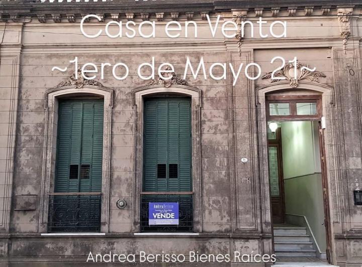 Casa · 350m² · 10 Ambientes
