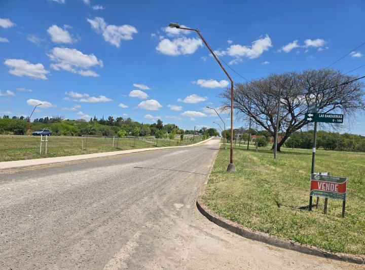 Terreno · 600m²
