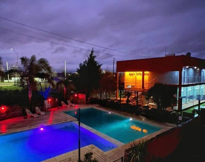 Hotel · 1100m² · 23 Ambientes · 15 Cocheras