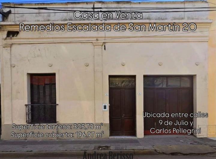 Casa · 197m² · 8 Ambientes · 1 Cochera
